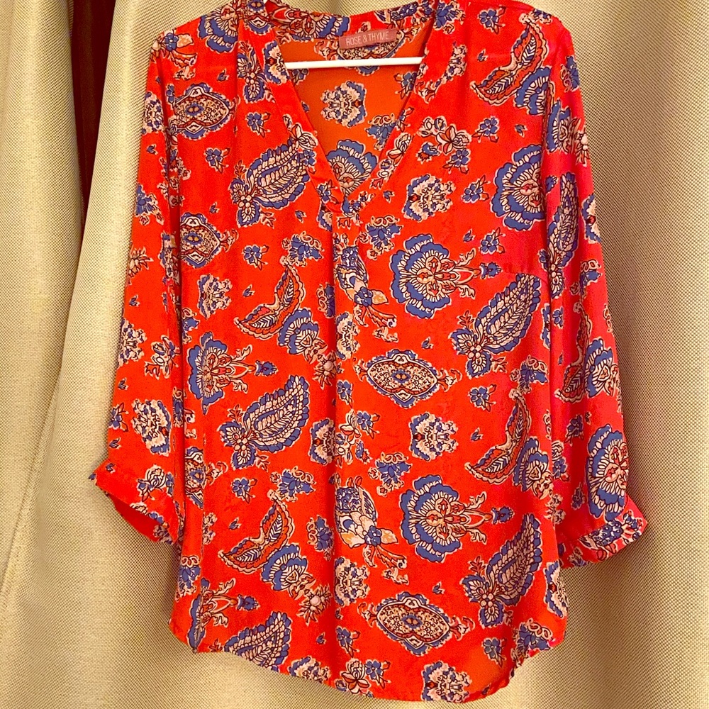 Women’s Large V-Neck Blouse